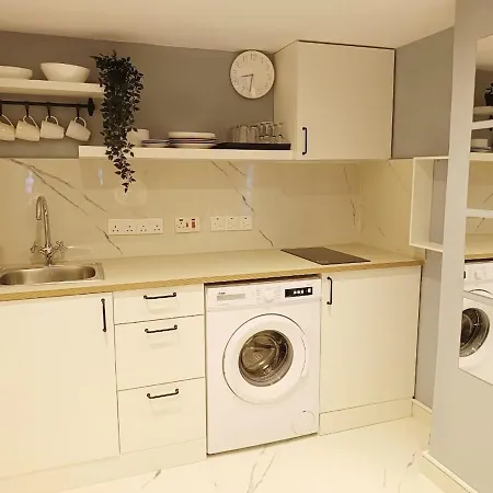 Modern Loft 3 Min Walk To The Sea 78а Paphos