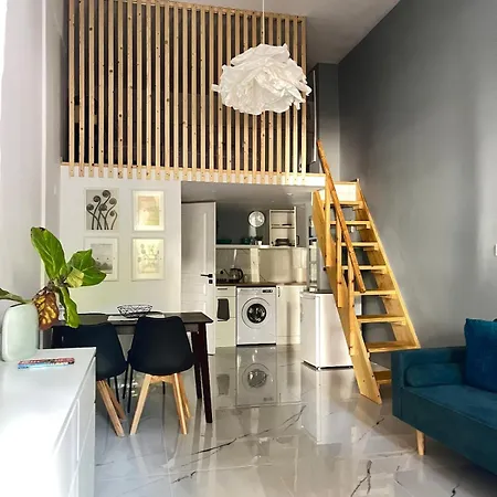 Modern Loft 3 Min Walk To The Sea 78а 公寓