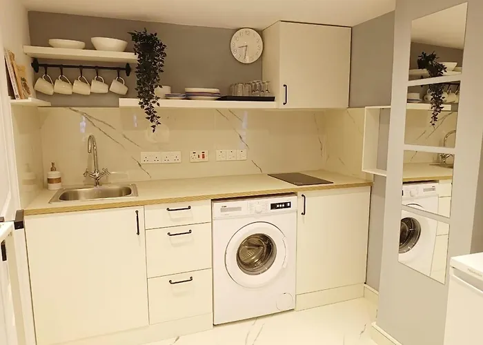 Modern Loft 3 Min Walk To The Sea 78а Paphos