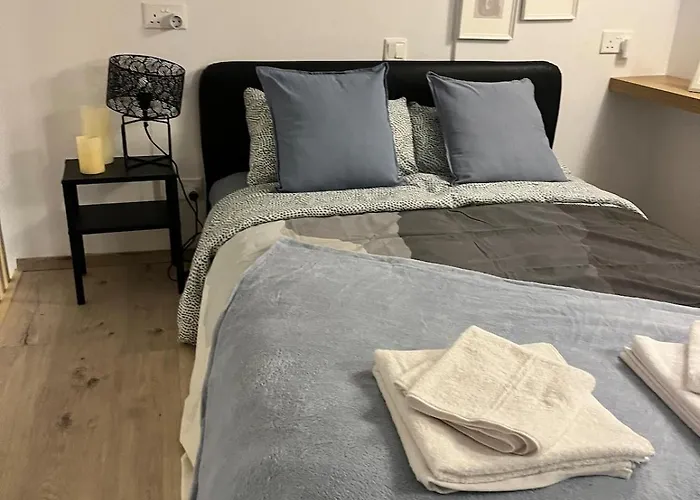 Modern Loft 3 Min Walk To The Sea 78а * Paphos